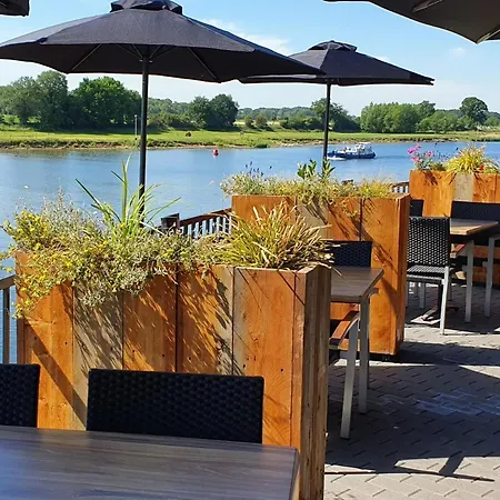 Baron Frits Hotel 3*